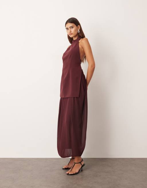 ARRANGE – Hybrid-Midikleid in Burgunderrot mit Neckholder und Rückenausschnitt, 4 von 4