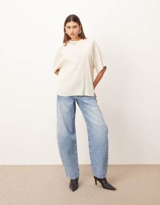 Arrange Hybrid Textured Raglan Tee In White