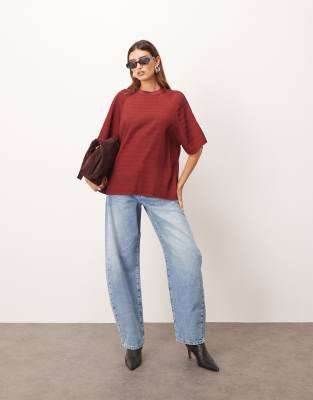 Arrange Hybrid Textured Raglan Tee In Red
