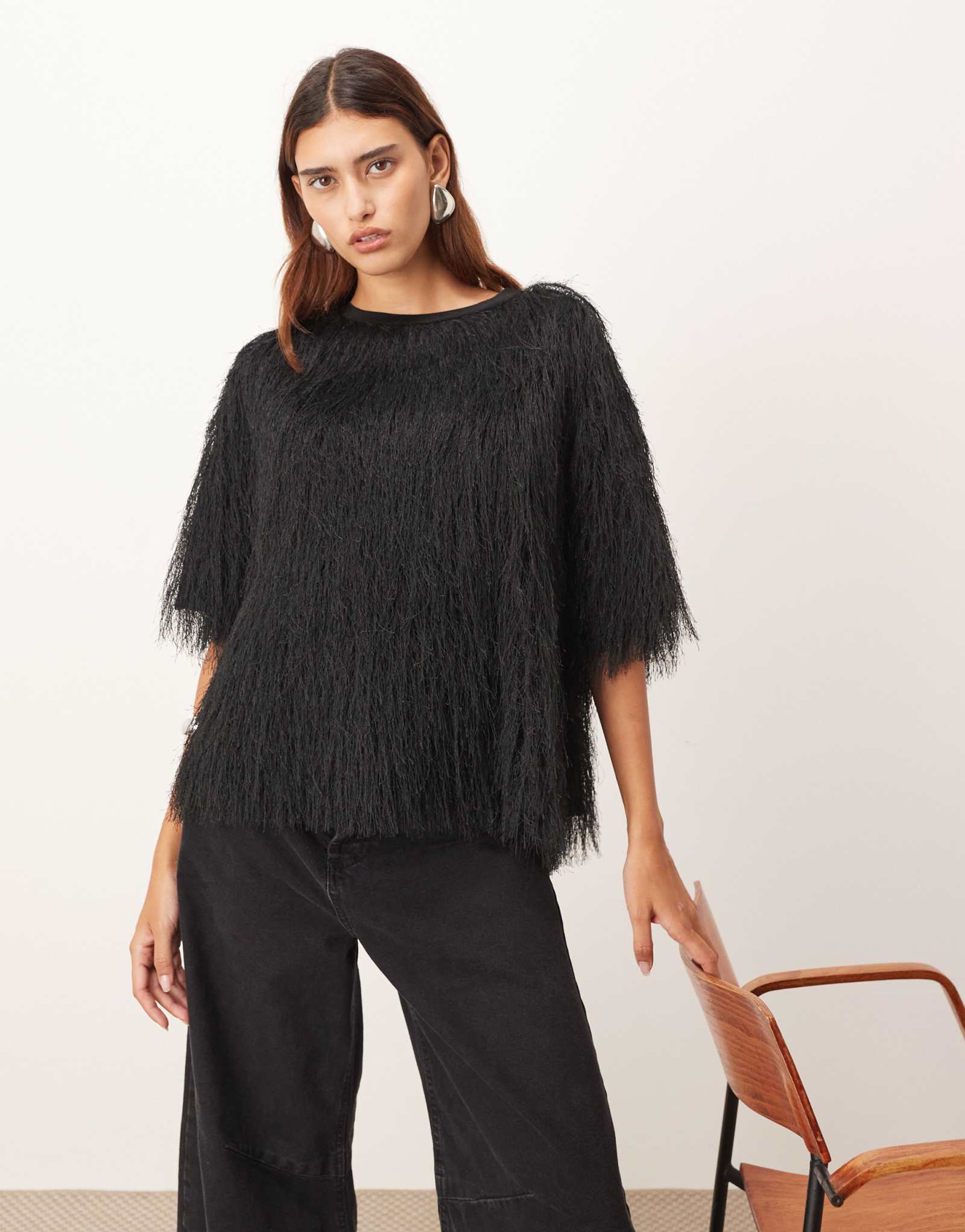 ОФОРМИТЕ верх с бахромой из гибридного плетения черного цвета