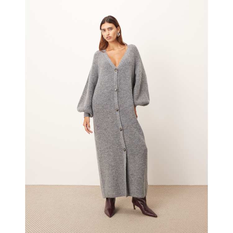 208377694-1-grey?$n_750w$&wid=