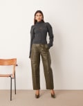 [ARRANGE] ARRANGE leather slim pants in olive green 16 Olive green