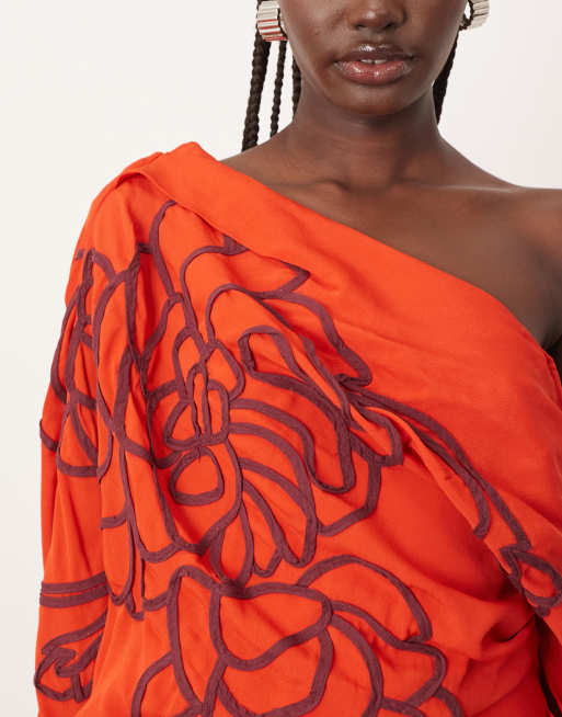 ARRANGE linear embroidered floral slouchy shoulder drape midi dress in red, 4 of 4