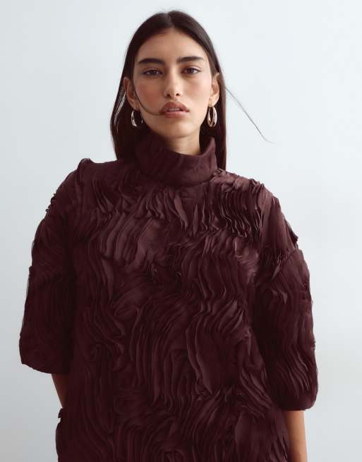 ARRANGE linear texture oversized longline t-shirt and midi skirt co-ord in chocolate, 2 of 3