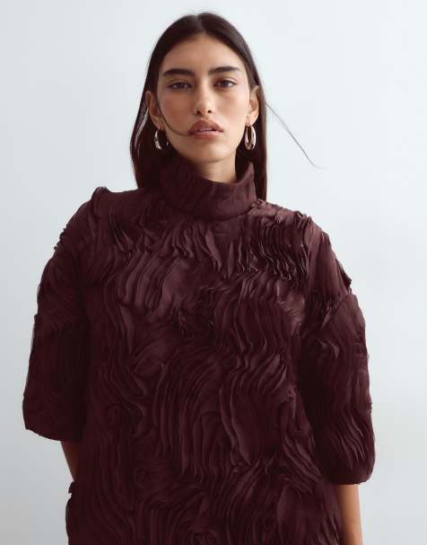 ARRANGE linear textured oversized longline t-shirt in chocolate - part of a set - view 1