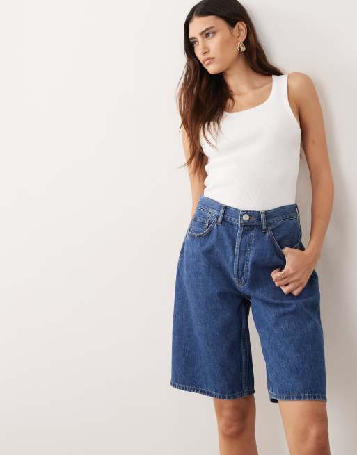 ARRANGE - Losvallende bermudashort met lange pasvorm in mid-wash blauw, 2 van 5