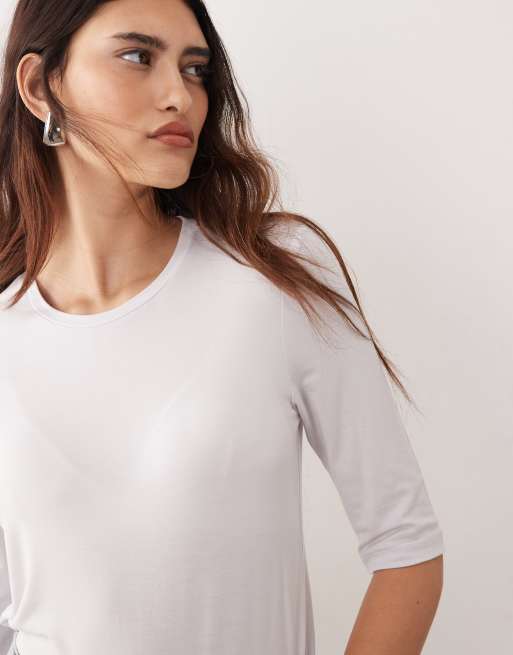 ARRANGE - Lysegrå T-shirt i slim fit med ærmer i halv længde, 3 af 4