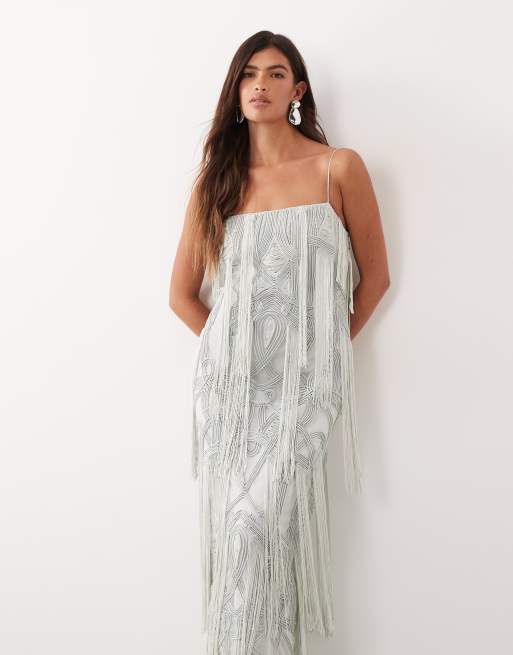 ARRANGE – Maxi-Trägerkleid in gedecktem Blau mit geometrischem Fransen-Design und geradem, schmalem Schnitt, 3 von 4