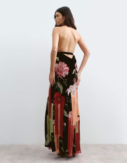 ARRANGE maxikjole i sort med blomsterbroderi, frynser, halterneck og dyb udskæring, 3 af 5