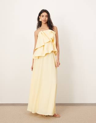 ARRANGE - Maxikleid in Buttermilchgelb mit Korsett-Oberteil im Origami-Stil und weichem Rock