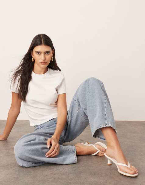 ARRANGE - Minimalistisch aansluitend T-shirt in wit - view 1