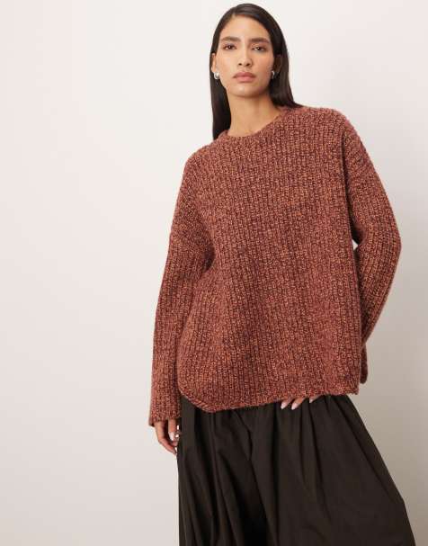 ARRANGE neppy knit merino rich curved hem jumper in red - view 1