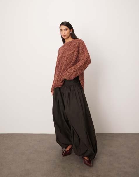 ARRANGE neppy knit merino rich curved hem jumper in red