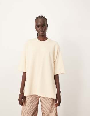 ARRANGE - Oversize-T-Shirt aus schwerem Stoff in Ecru mit Ziernaht-Weiß