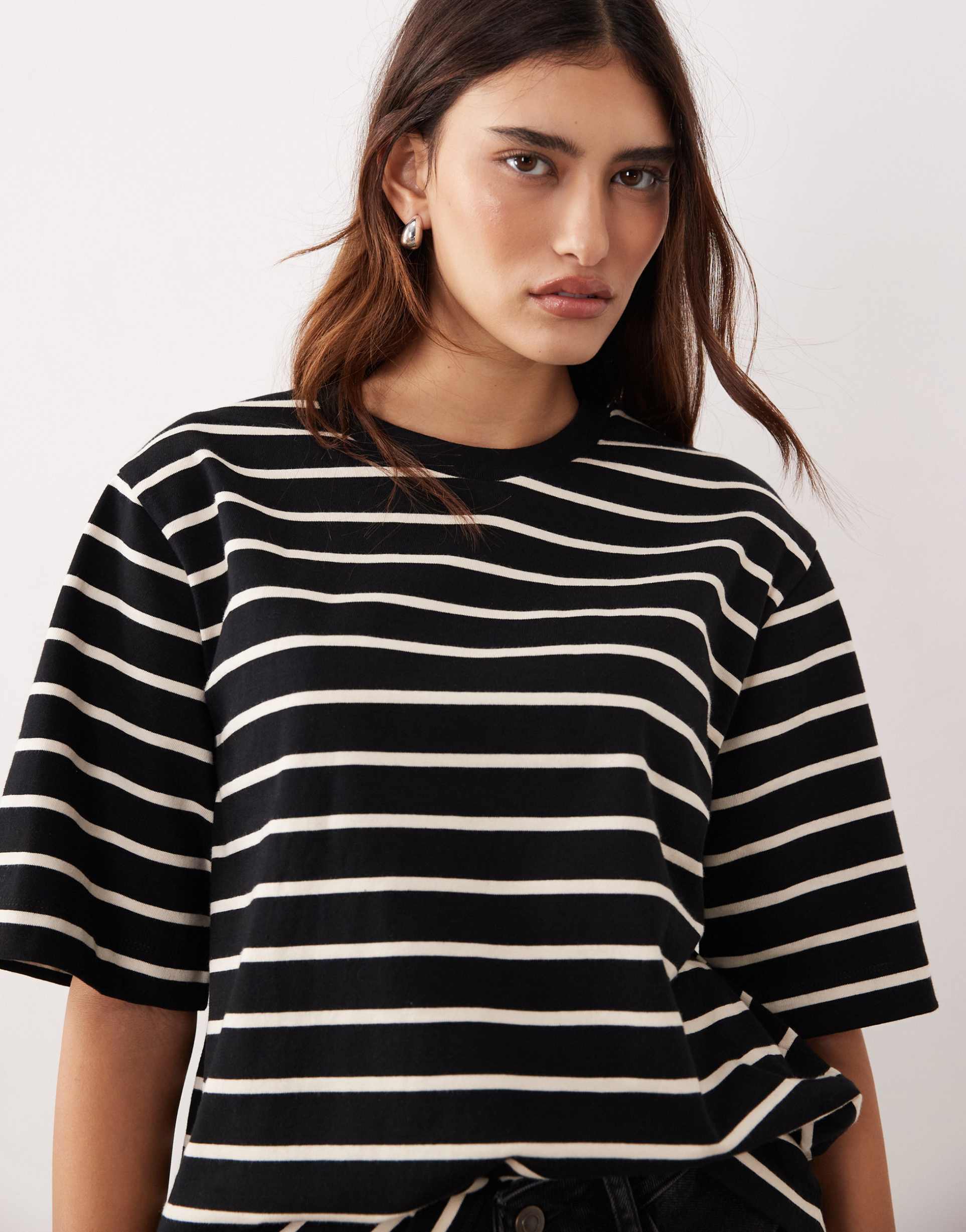 arrange oversized premium cotton heavy weight t-shirt in black stripe