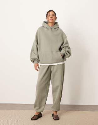 ARRANGE oversized premium heavy weight cuffed sweatpants in olive green