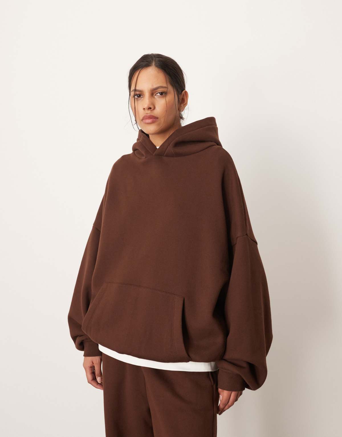 ARRANGE oversized premium heavy weight hoodie in coffee bean
