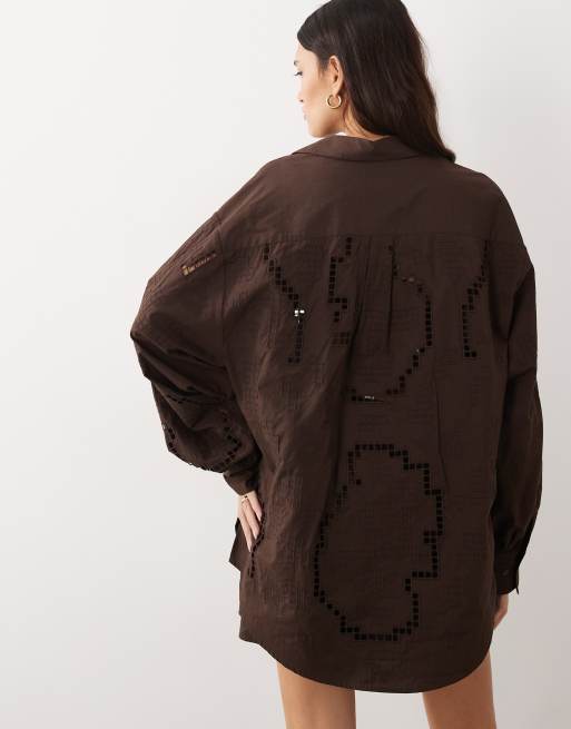ARRANGE oversized shirt with cutwork embroidery in chocolate (part of a set), 4 of 4