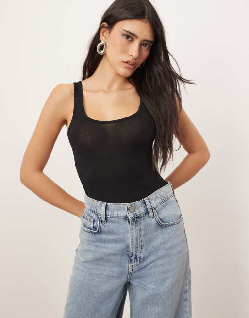 ARRANGE Parker denim high waist slouchy turn up jean in light wash blue, 3 of 5