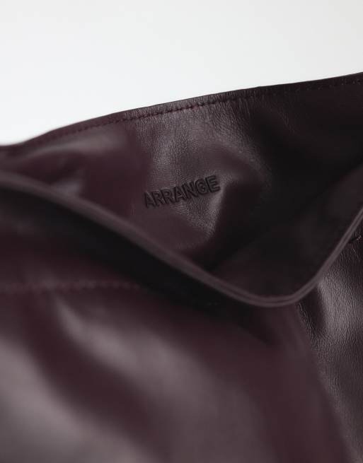 ARRANGE Pillow bag in black cherry, 3 of 6