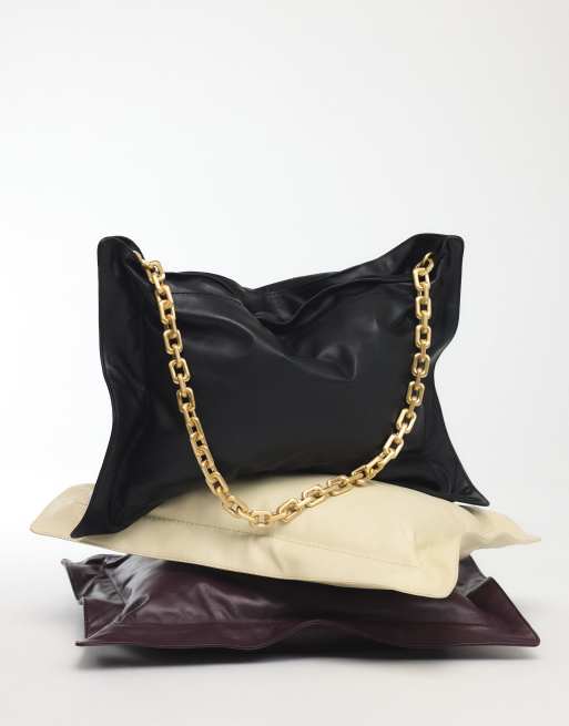 ARRANGE Pillow leather bag in black, 4 of 6