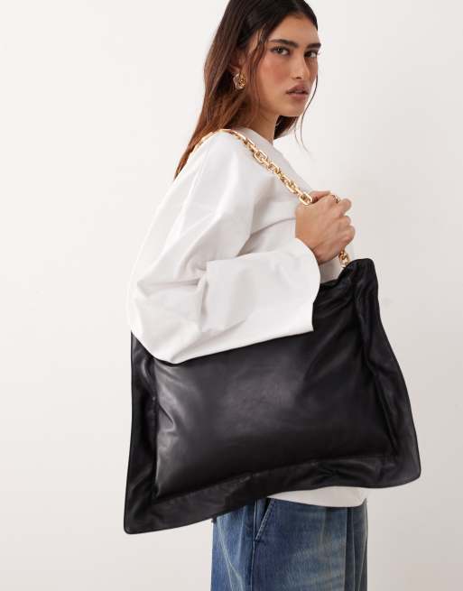 ARRANGE Pillow leather bag in black, 6 of 6