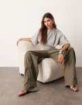 [ARRANGE] ARRANGE pleat detail top in grey 18 GREY