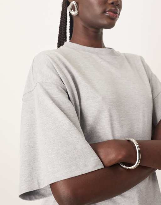 ARRANGE – Premium – Gråmelerad, kraftig t-shirt i oversize, 2 av 4