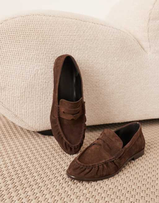 ARRANGE Premium leather loafers in brown suede