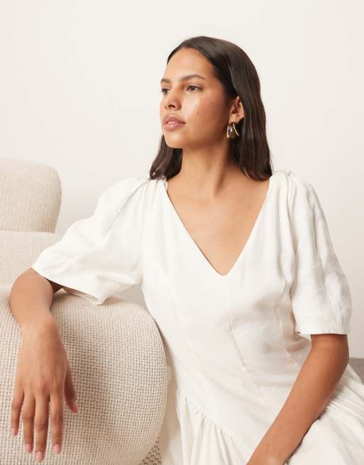 ARRANGE premium linen-look twist shoulder midi dress in white, 2 of 4