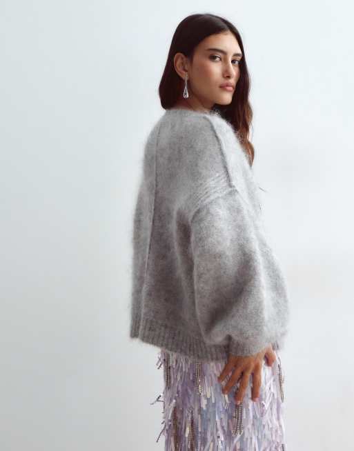 ARRANGE premium oversized mohair-rich v-neck jumper in grey, 3 of 5