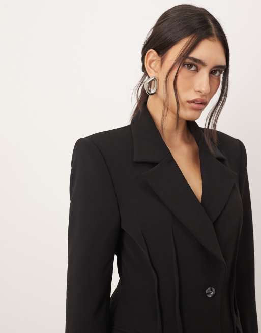 ARRANGE premium sculpted blazer in black