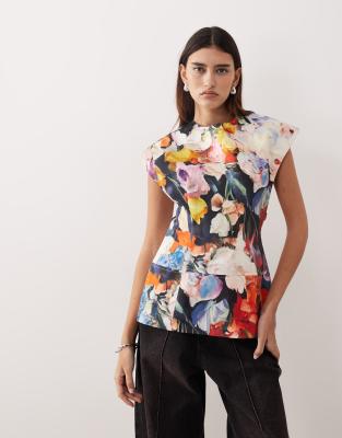 Arrange Premium Sleeveless Longline Top In Multi