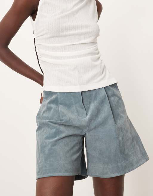 ARRANGE premium suede city shorts in light blue