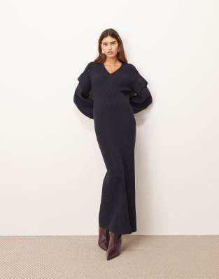 rib knit v neck maxi dress with shoulder detailing in navy