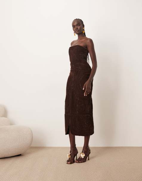 ARRANGE - Robe bandeau mi-longue en velours avec broderies circulaires - Marron - view 1