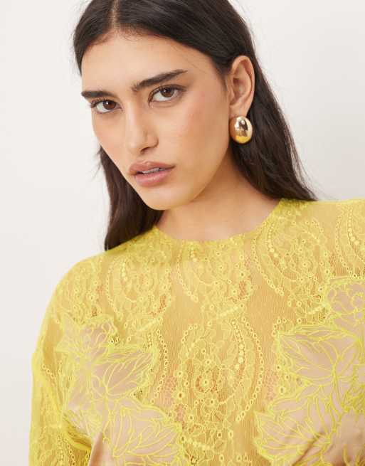 ARRANGE - Robe colonne mi-longue en satin et dentelle brodée avec appliqués - Taupe et citron vert, 2 de 4