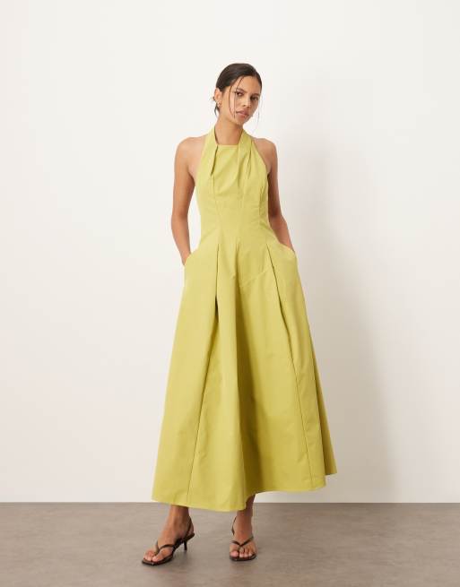 ARRANGE - Robe longue structurée à coutures enveloppantes et encolure américaine