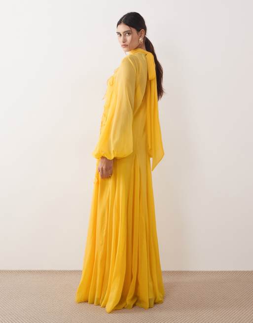 ARRANGE - Robe trapèze longue à appliqués fleurs avec manches bouffantes et col noué - Jaune souci, 4 de 4