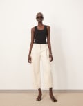 [ARRANGE] ARRANGE Rumi pleat detail barrel denim jeans in ecru-White 4 Ecru