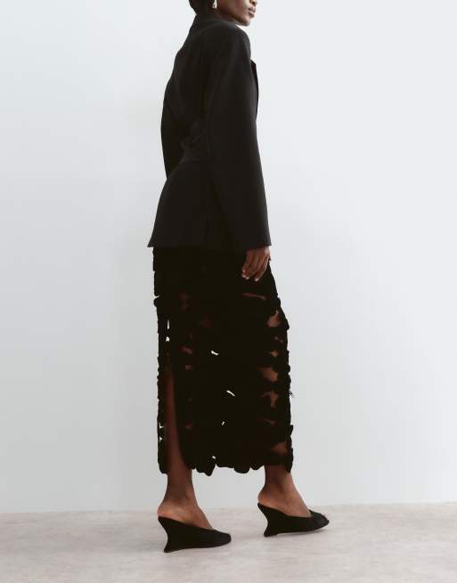 ARRANGE Samt-Midirock mit Blumenmuster und Cutwork als Kombiteil in Schwarz, 3 von 5