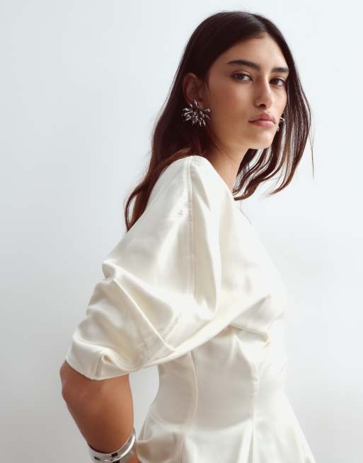 ARRANGE satin top med voluminøse ærmer og peplum i elfenben, 3 af 4