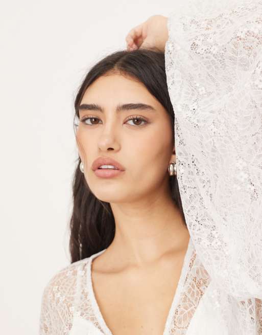 ARRANGE sheer delicate lace volume blouse in light blue