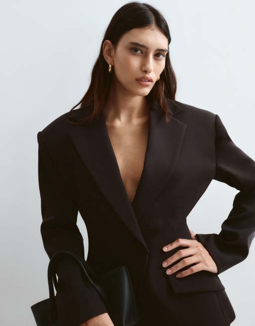 ARRANGE skräddarsydd premiumkavaj med markerad midja i svart, 2 av 4