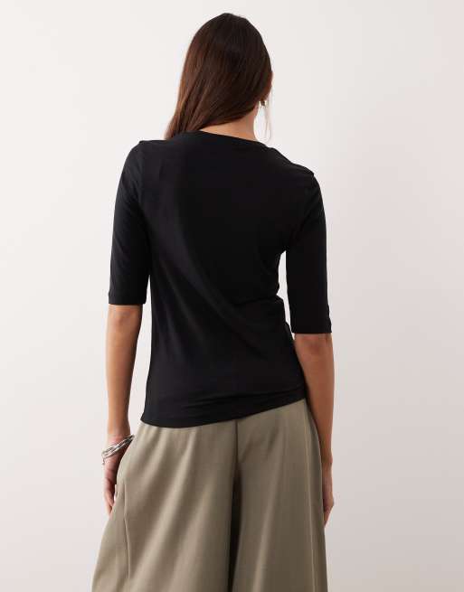ARRANGE - Slim-fit T-shirt met halve mouwen in zwart, 4 van 4