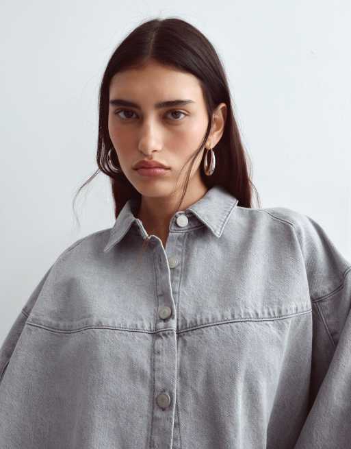 ARRANGE - sobrecamisa vaquera extragrande de conjunto en lavado gris, 4 de 4