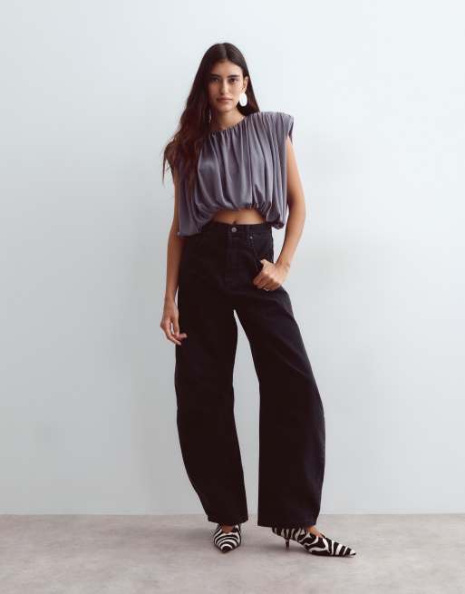 ARRANGE strong shoulder ruched tee in charcoal, 2 of 4