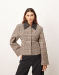 [ARRANGE] ARRANGE structured jacket with contrast leather collar in brown 16 BROWN