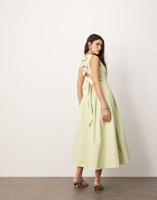 Arrange Structured Plunge Midi Dress With Eyelet Detail In Green