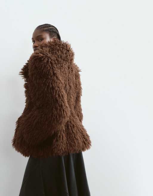 ARRANGE structured shaggy faux fur jacket with collar in chocolate, 4 of 5